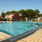 Bright Flat In With Pool - Beahost Апартаменты