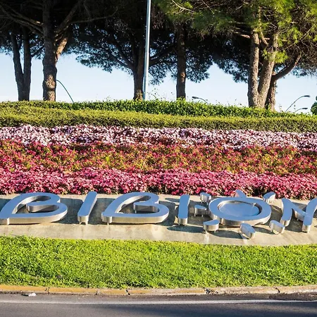 Bright Flat In With Pool - Beahost Apartmán Bibione