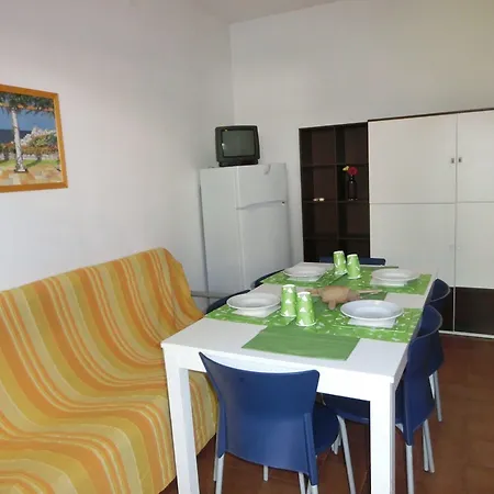Apartmán Bright Flat In With Pool - Beahost *