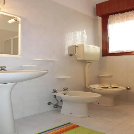 Bright Flat In With Pool - Beahost