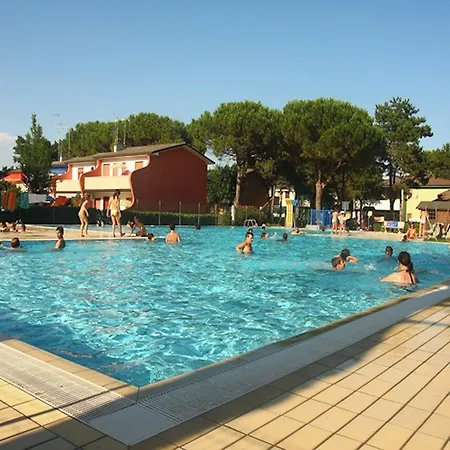 Bright Flat In With Pool - Beahost *