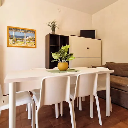 Bright Flat In With Pool - Beahost Apartamento Bibione
